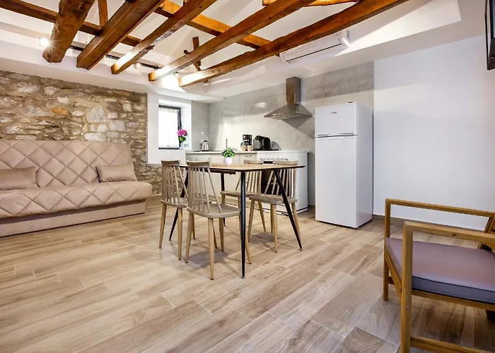 Theros Easy Living Daire