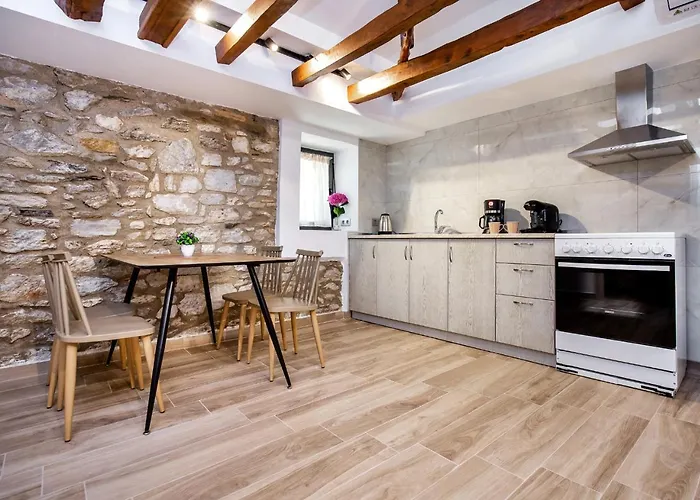 Theros Easy Living *