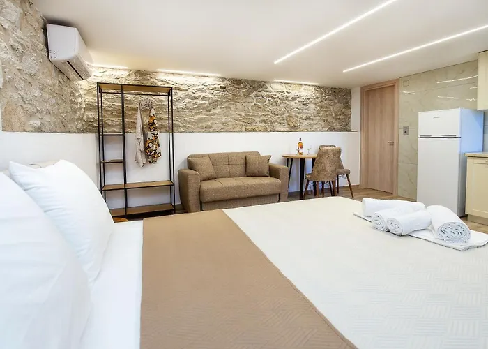 Theros Easy Living *